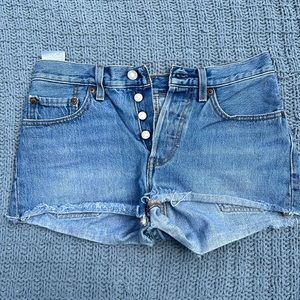 Levi’s 501 shorts